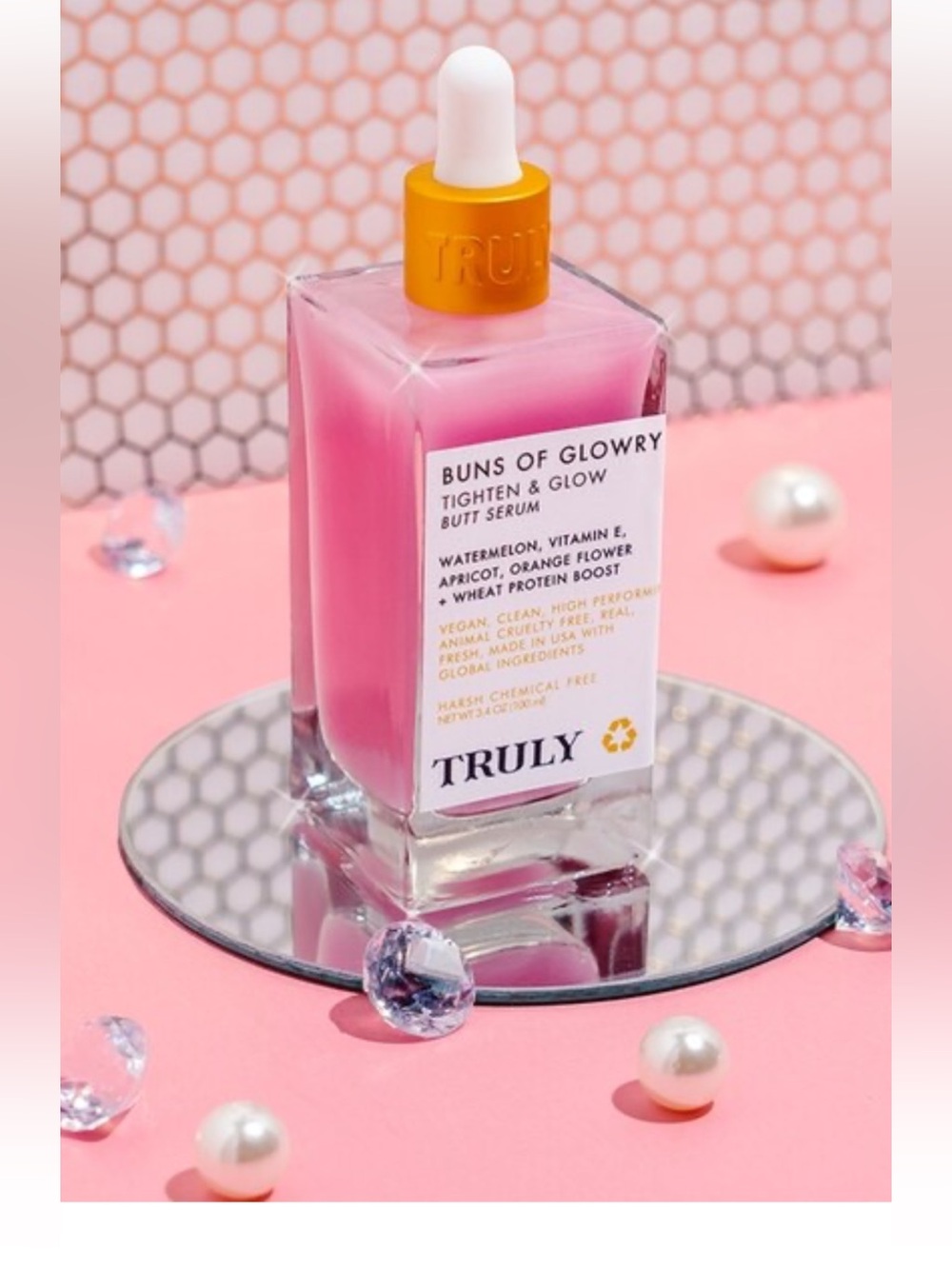 TRULY Pink Buns of Glowry Tighten & Glow Butt Serum